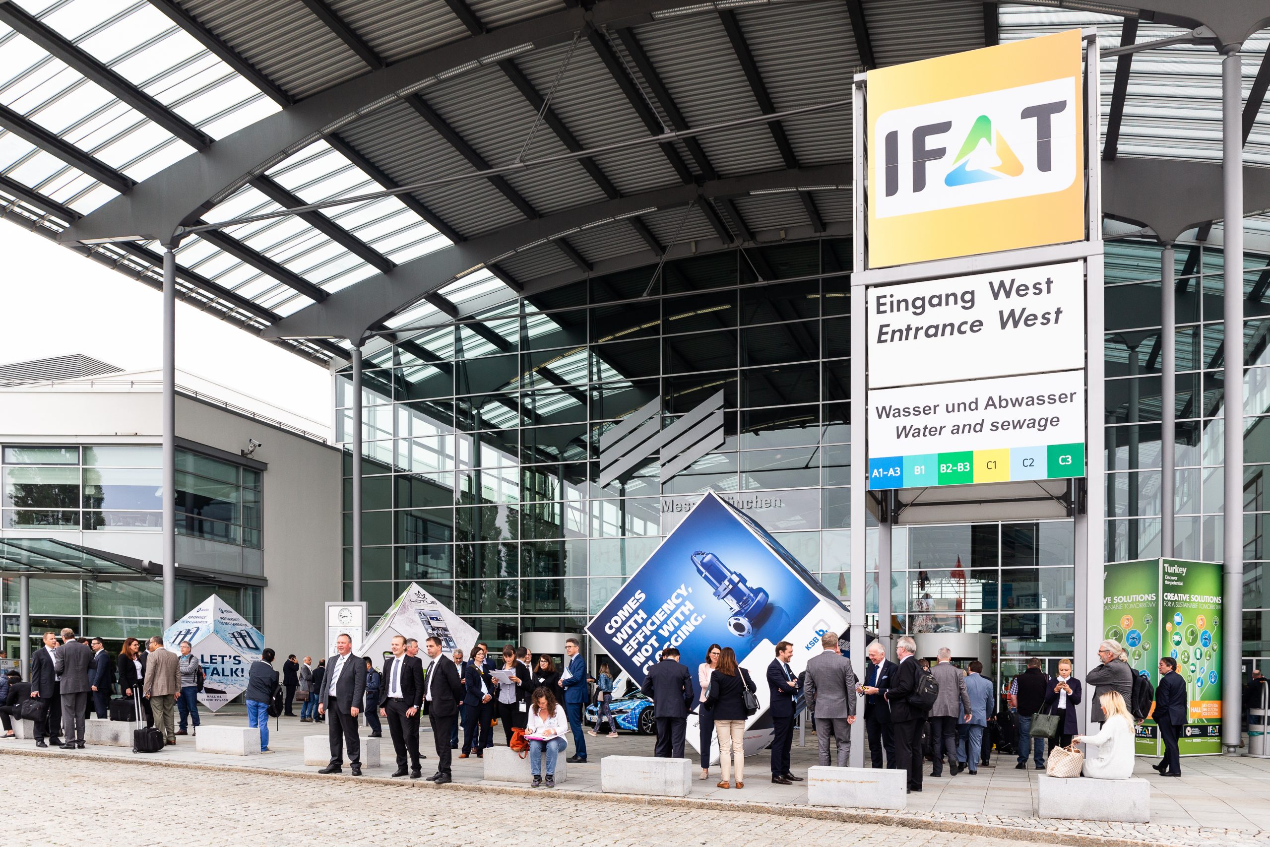 IFAT PodiumsTalk von BDE und IK Plastics Europe DE